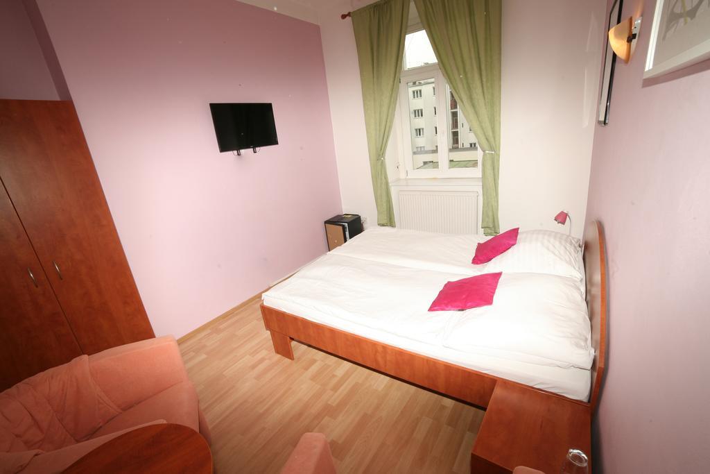 Hotel Leon 3*